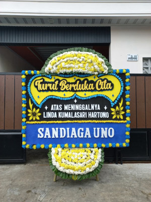 Papan Bunga Duka di Perapen